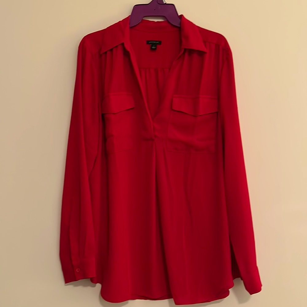 Ann Taylor camp shirt in red